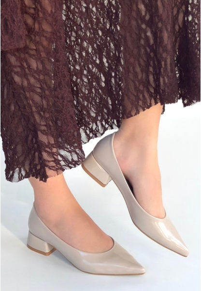 Ferla Bej Rugan Topuklu Ayakkabı