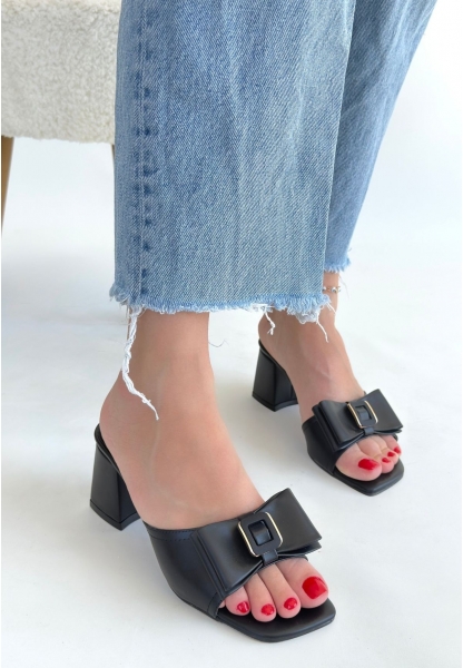 Veor Siyah Cilt Topuklu Terlik