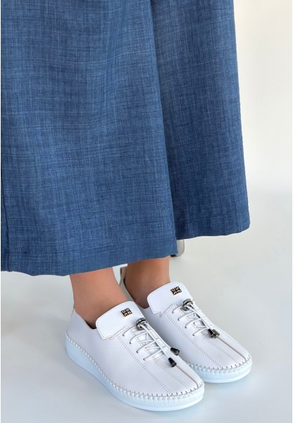 Warte Beyaz Deri Bağcıklı Spor Ayakkabı